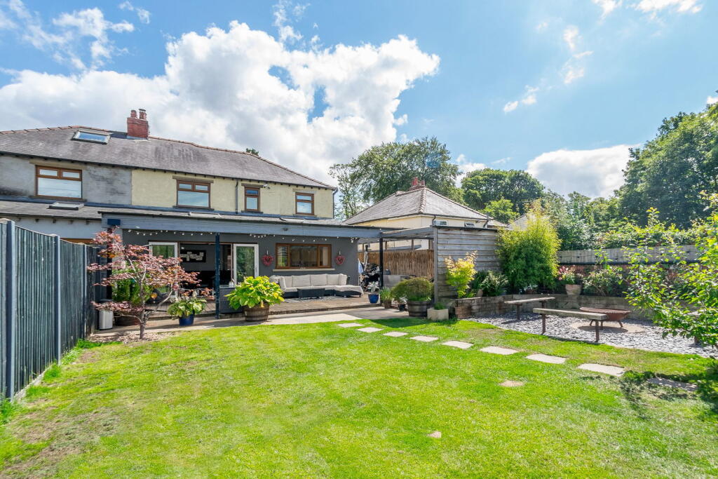 Main image of property: Turnshaw Road, Kirkburton, HD8