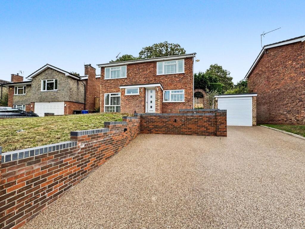 Main image of property: Badgers Bank, Ipswich, IP2