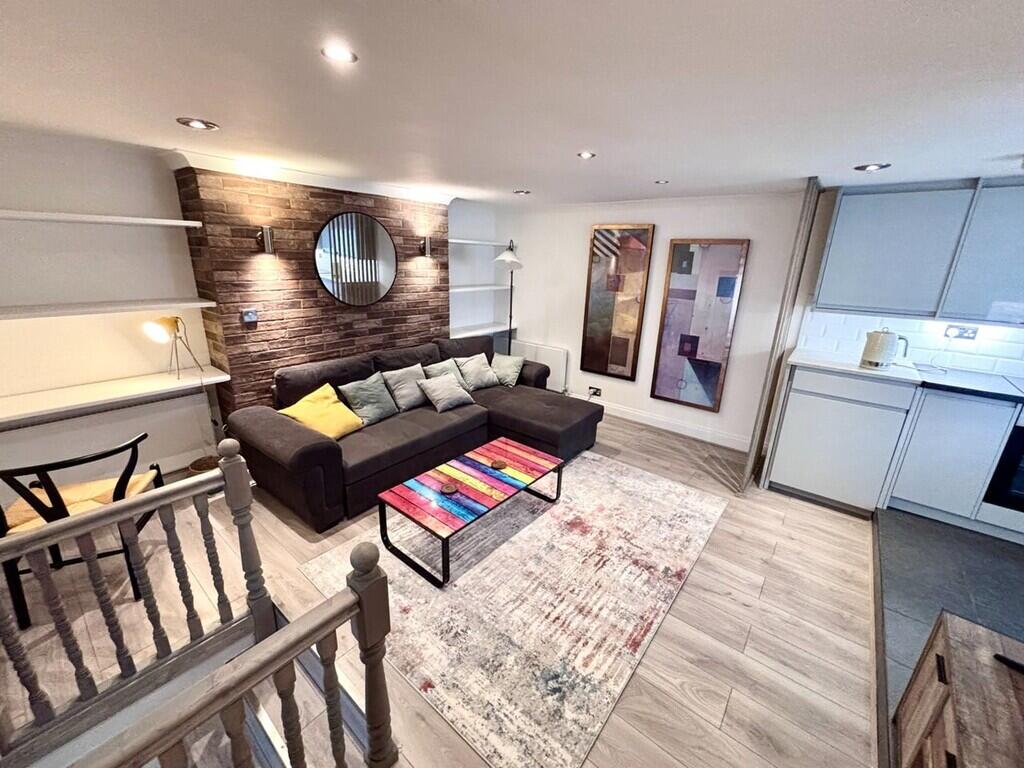 Main image of property: King Street, Chiswick, London