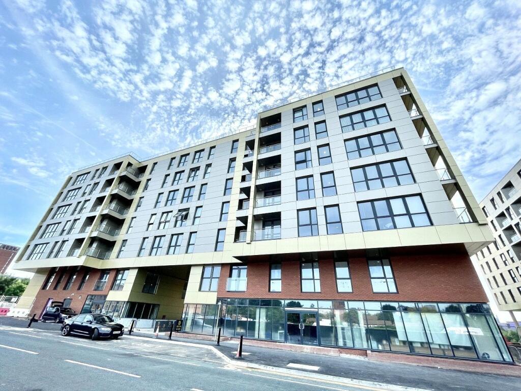Main image of property: Adelphi Wharf 3, 7 Adelphi Street, Salford, M3