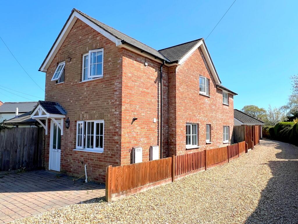 Main image of property: Yew Lane, New Milton, Hampshire. BH25 5BA