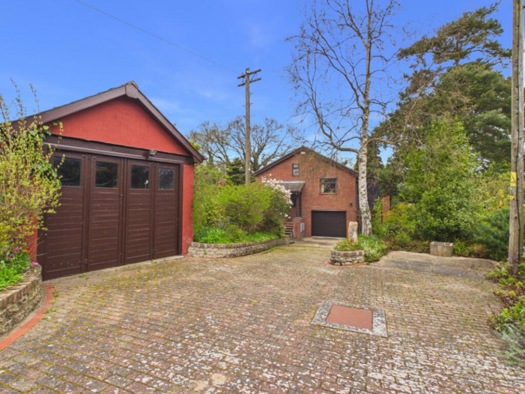 Main image of property: Stradbroke Road, Lowestoft