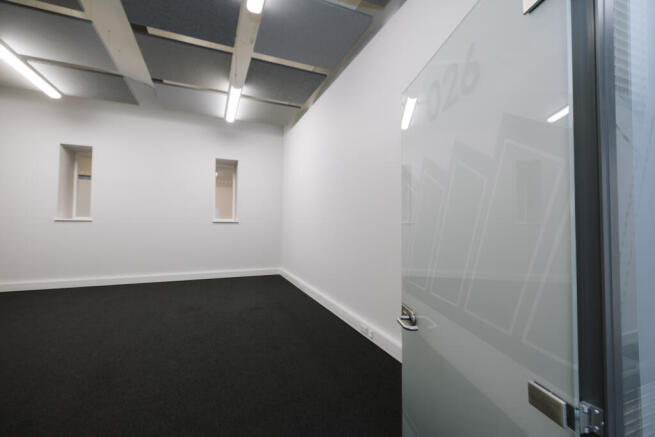500 sfqt office
