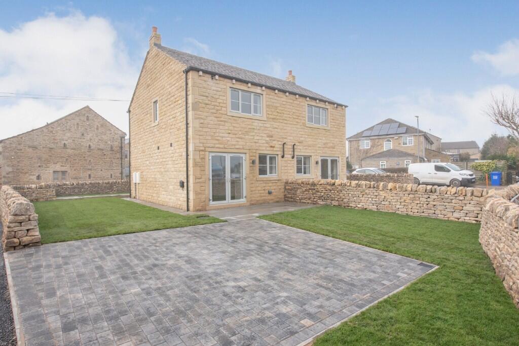 Main image of property: 2 Meadow Close, Cononley BD20 8LZ