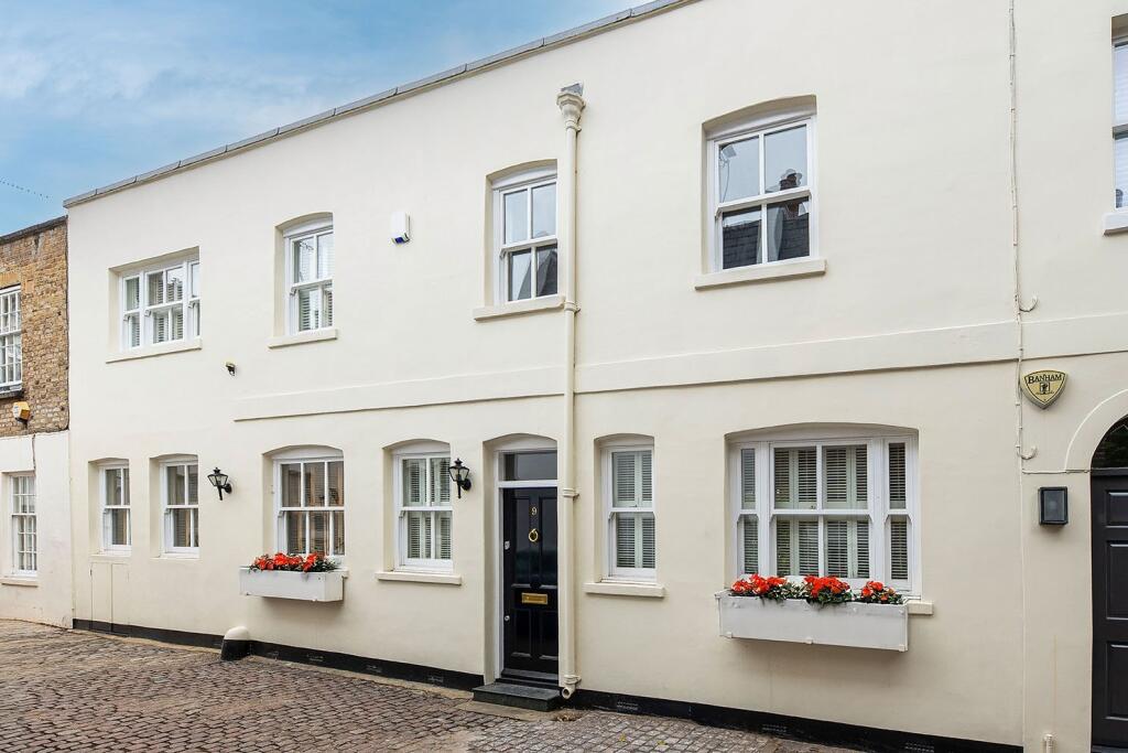 Main image of property: Grosvenor Cottages, Eaton Terrace, Belgravia, London, SW1W