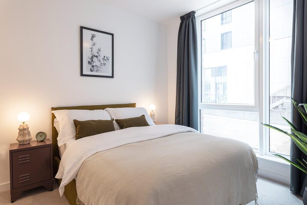 Main image of property: Two Bed Apartment £1500 GIFT VOUCHER INCENTIVE **T&Cs APPLY**