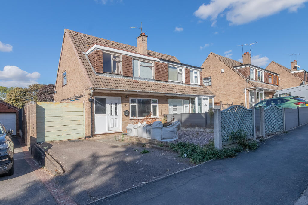 Main image of property: Derwent Road, Bedworth, Warwickshire