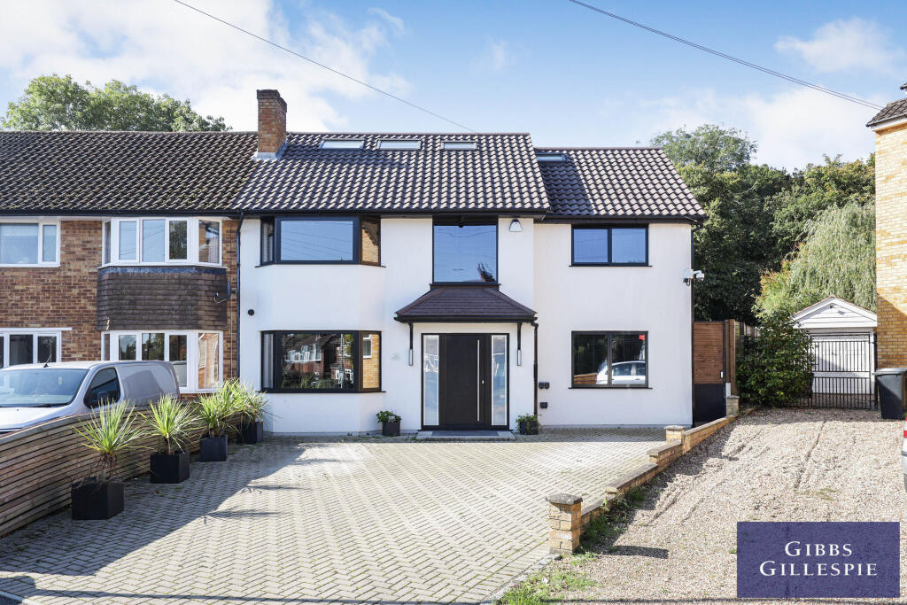 Main image of property: Pond Lane, Chalfont St. Peter, Gerrards Cross, SL9