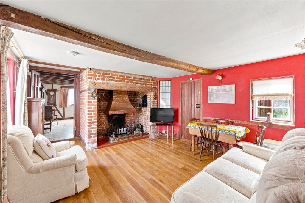 Main image of property: High Street, Pulloxhill, Bedfordshire, MK45