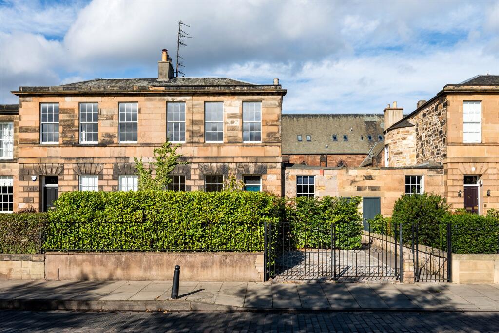Main image of property: Brighton Place, Edinburgh, Midlothian