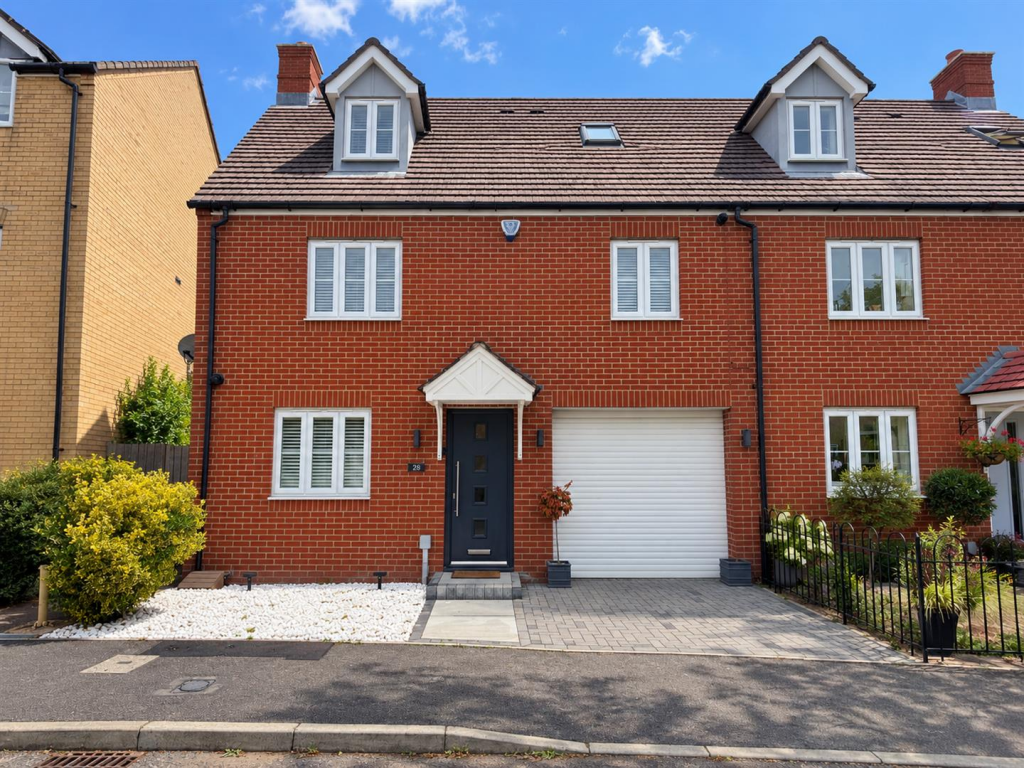 Main image of property: Snowdonia Way, Stevenage