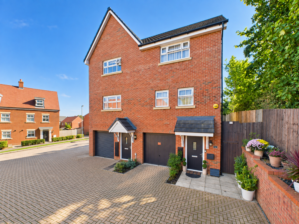 Main image of property: Linnet Road,Hemel Hempstead,HP3 0FP