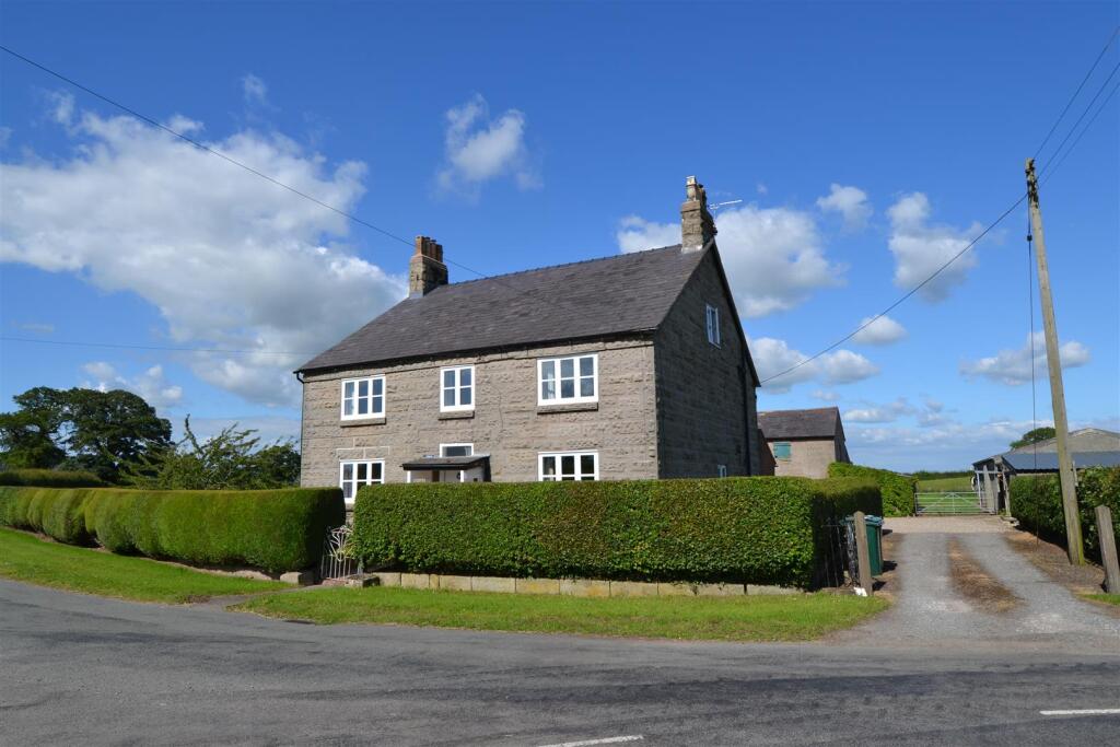 Main image of property: 2, Ashtons Cross House Hampton, Malpas, SY14 8JT