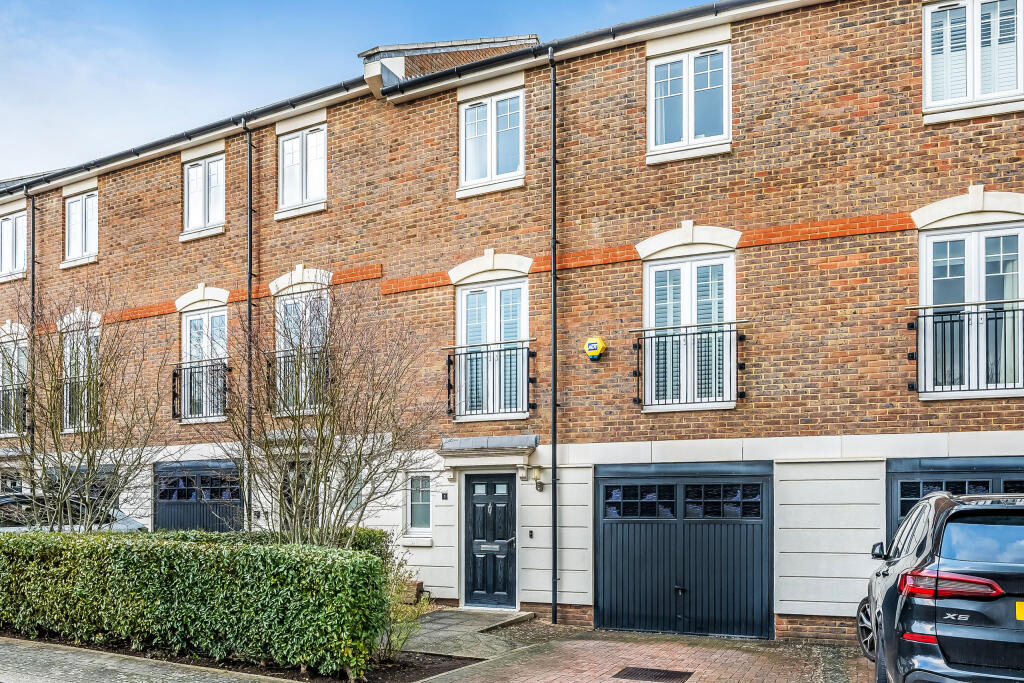 Main image of property: The Crescent, Mere Road, Dunton Green, Sevenoaks, Kent