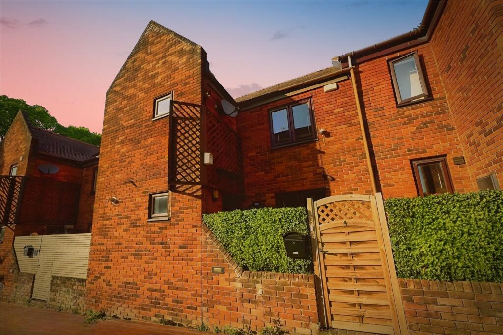 Main image of property: Gas Street, Canterbury, Kent, CT1