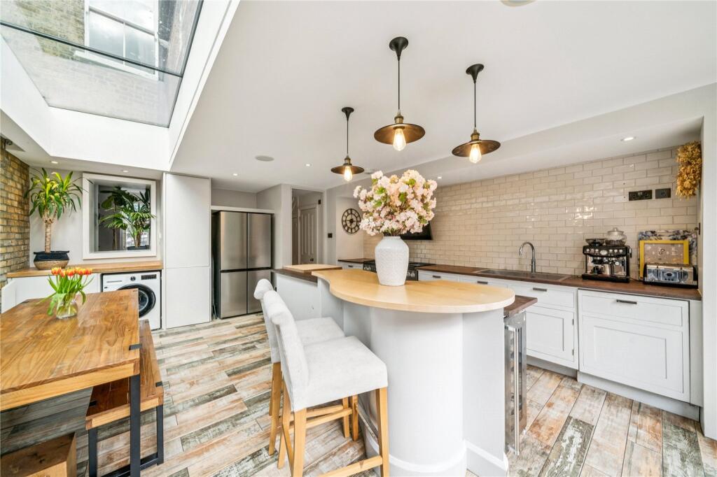 Main image of property: Skelbrook Street, SW18