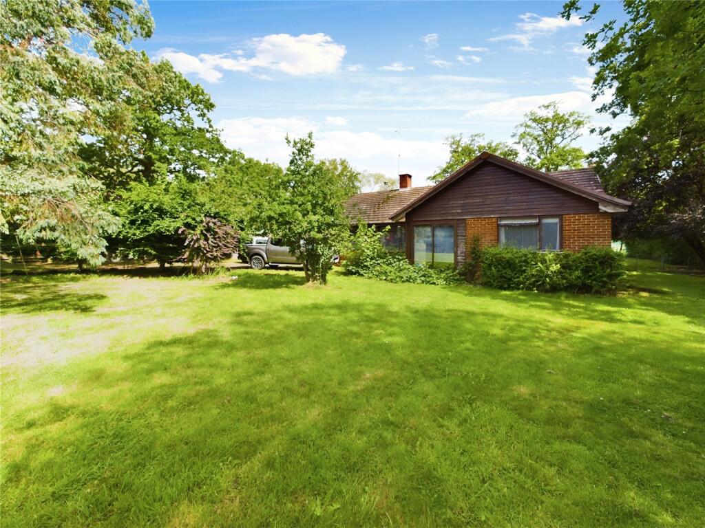 Main image of property: Dunt Lane, Hurst, Reading, Berkshire, RG10