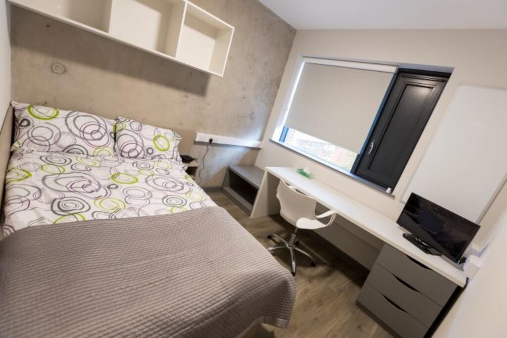 Main image of property: Bishop Gate- Student Accommodation