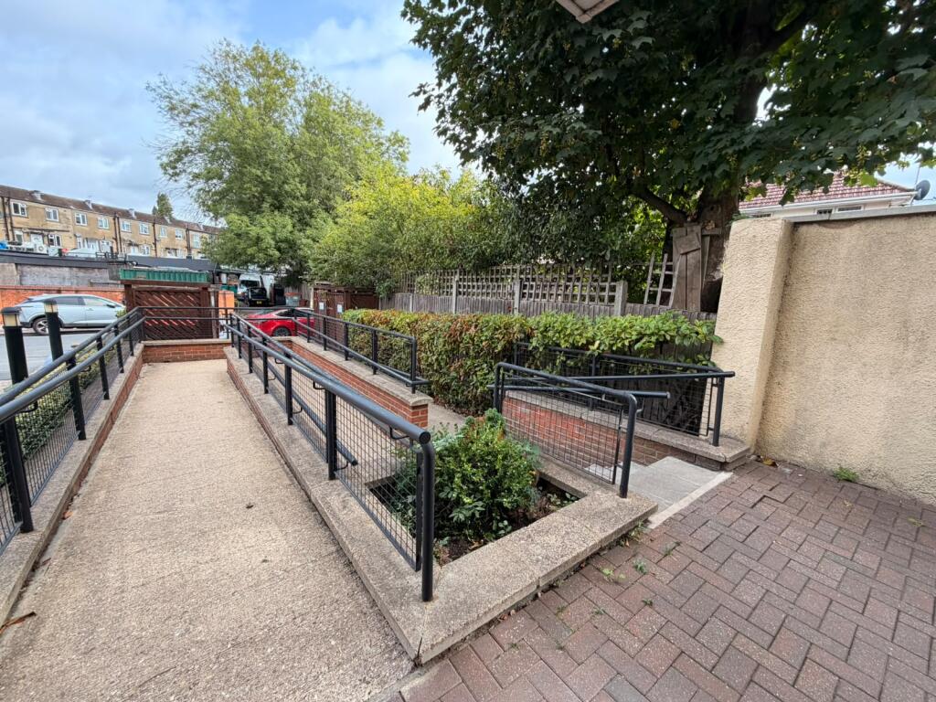 Main image of property: Penshurst Gardens, Edgware, Barnet