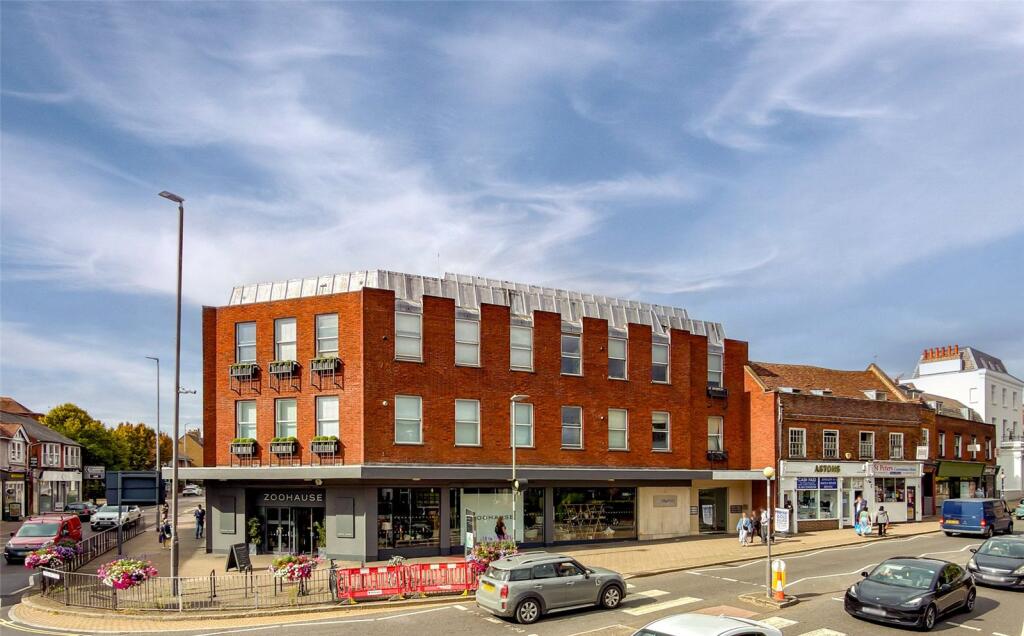 Main image of property: St. Peters Street, St. Albans, Hertfordshire, AL1