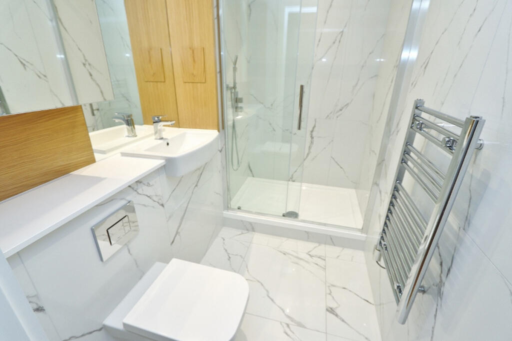 Main image of property: London Road, Romford, RM7