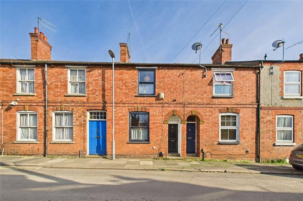 Main image of property: High Street, Kingsthorpe, Northampton, Northamptonshire, NN2