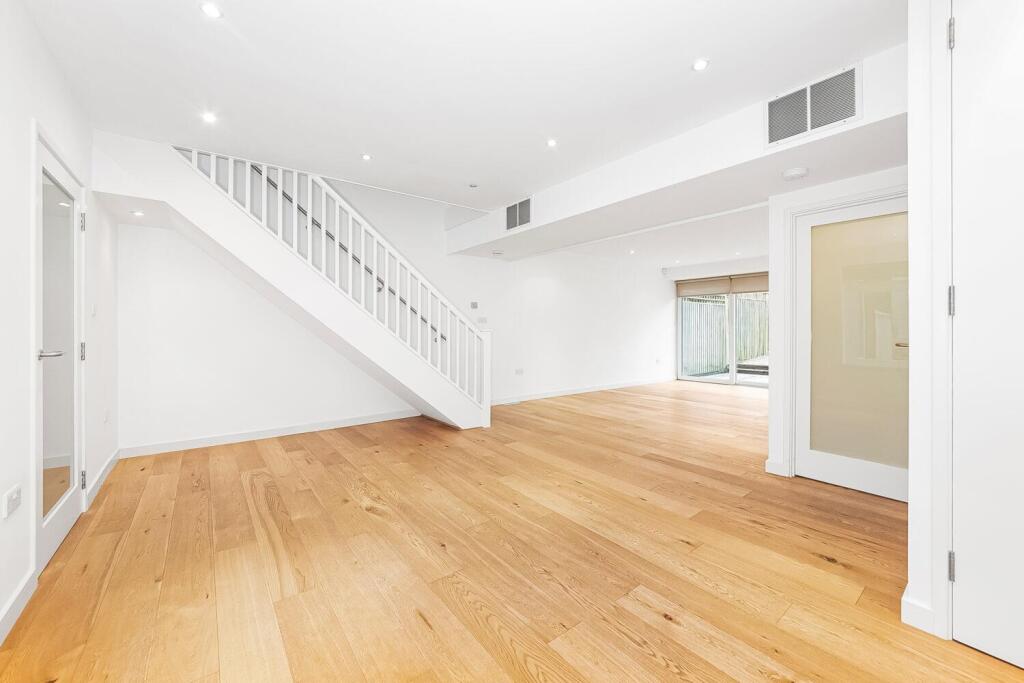 Main image of property: Giles Coppice, Dulwich, SE19