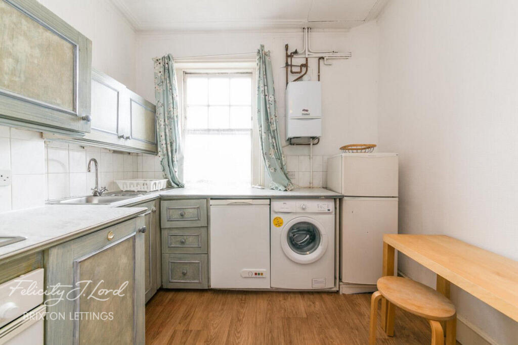 Main image of property: Thorncliffe Road, Clapham