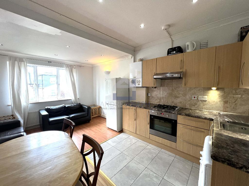 Main image of property: Montana Road, Tooting Bec, London, SW17 8SN