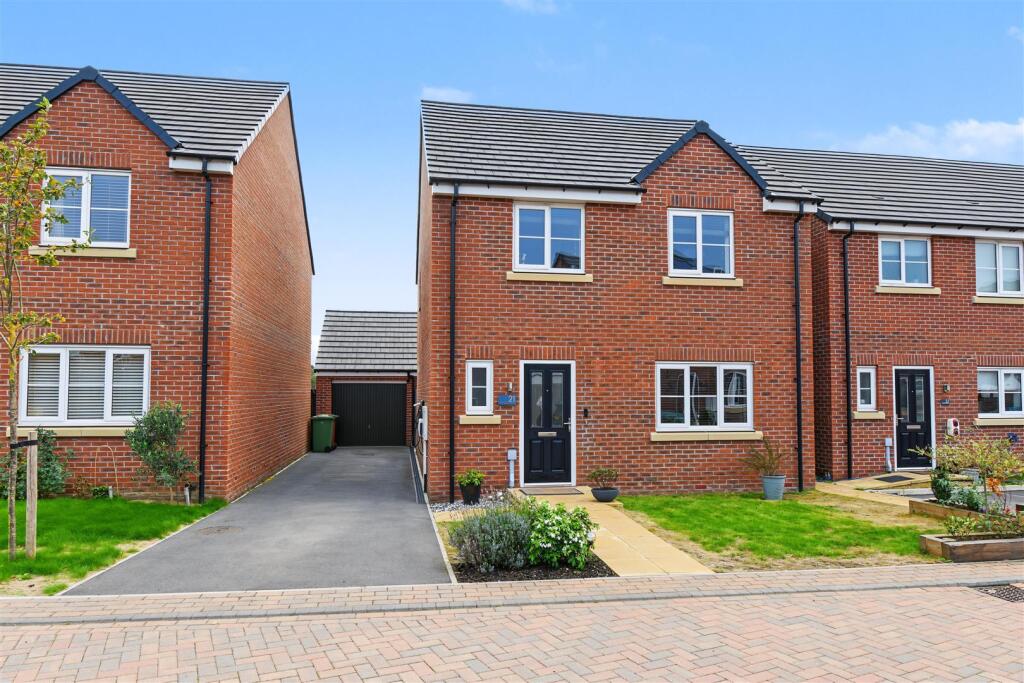 Main image of property: Bunting Mews, Scunthorpe