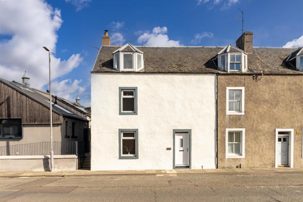 Main image of property: 161 Roxburgh Street, Kelso TD5