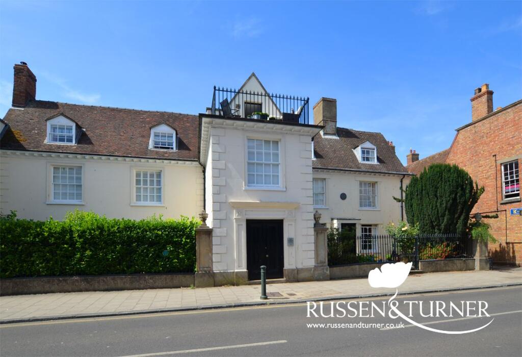 Main image of property: Refurbished apartment in Old School Court, King Street.