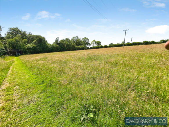 Attractive Smallholding Country Property