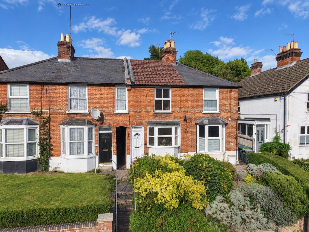 Main image of property: London Road, High Wycombe, Buckinghamshire, HP11 1EJ