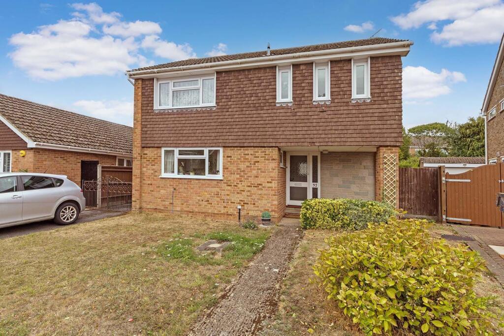 Main image of property: Hemsdale, Cranbrook Drive, Maidenhead, Berkshire SL6 6SL