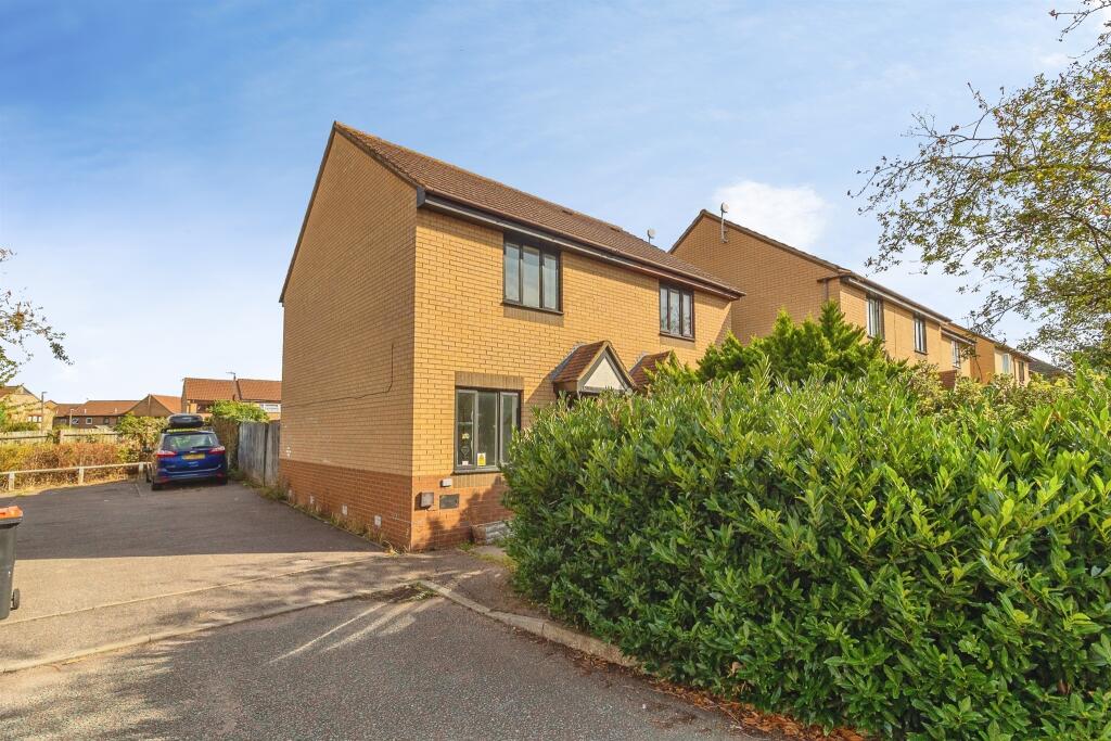 Main image of property: Baynham Mead, Kents Hill, Milton Keynes