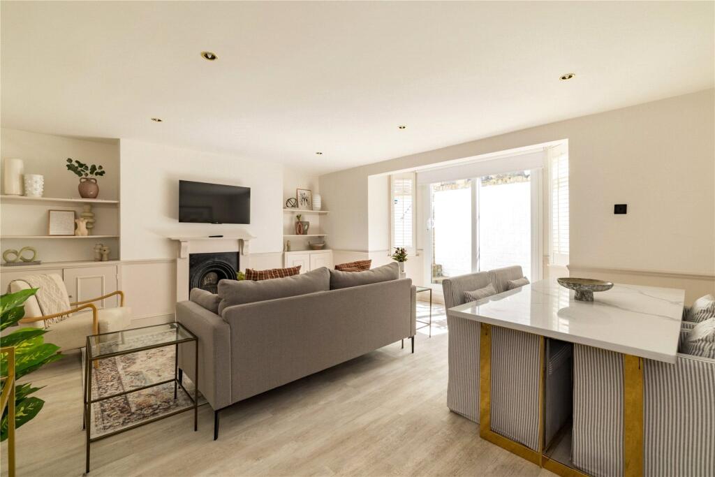 Main image of property: Clapham Road, London, SW9
