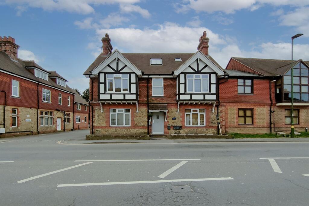 Main image of property: Hatton House, Bepton Road, Midhurst, GU29