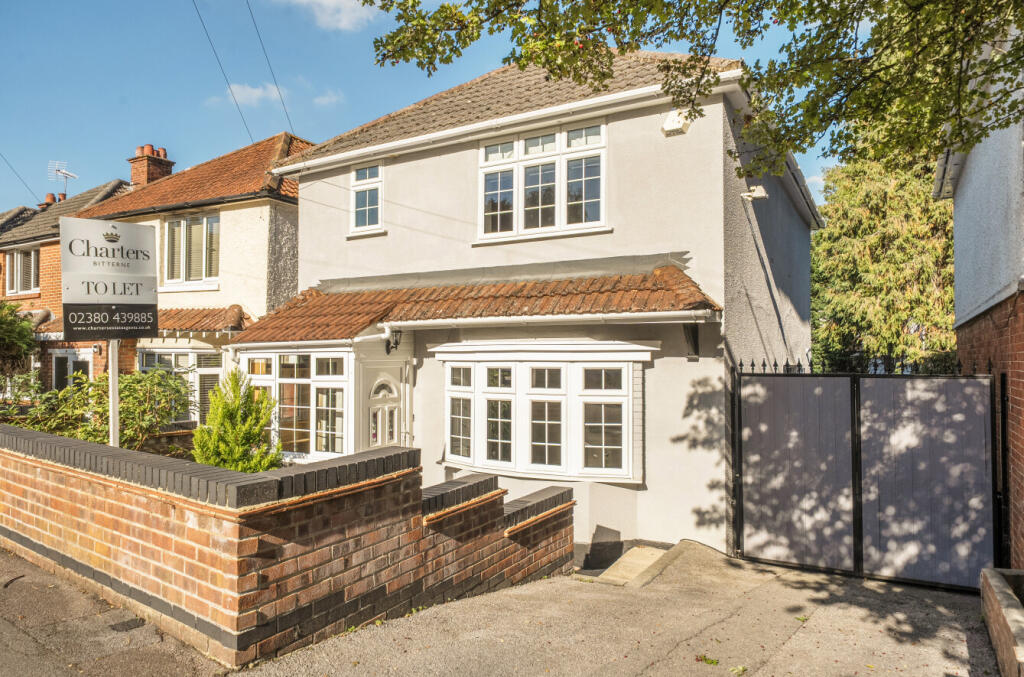 Main image of property: Dell Road, Southampton, Hampshire, SO18
