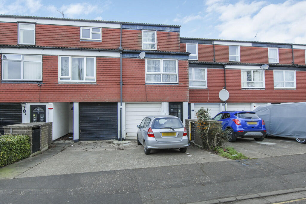 Main image of property: Ivanhoe Close, Uxbridge