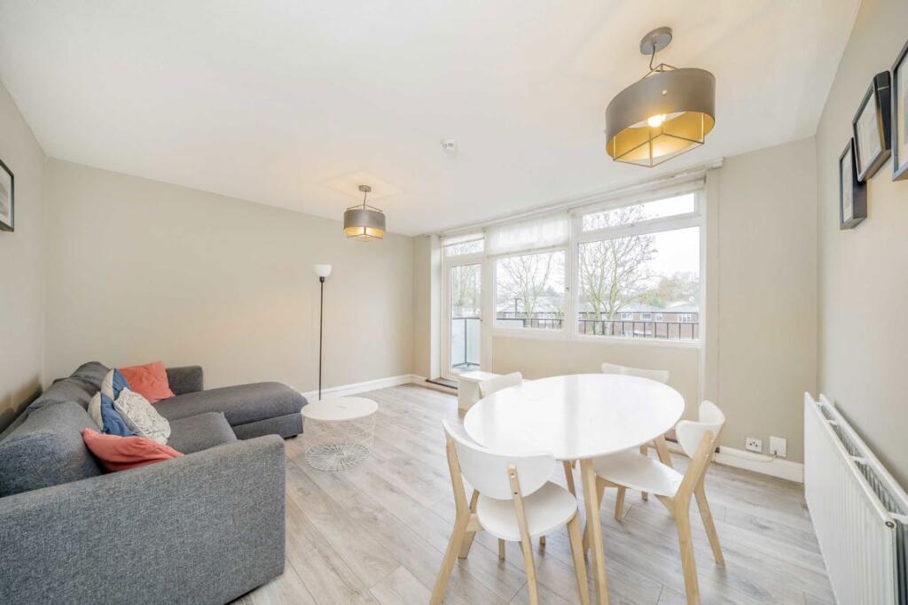 Main image of property: Park Hill, Clapham