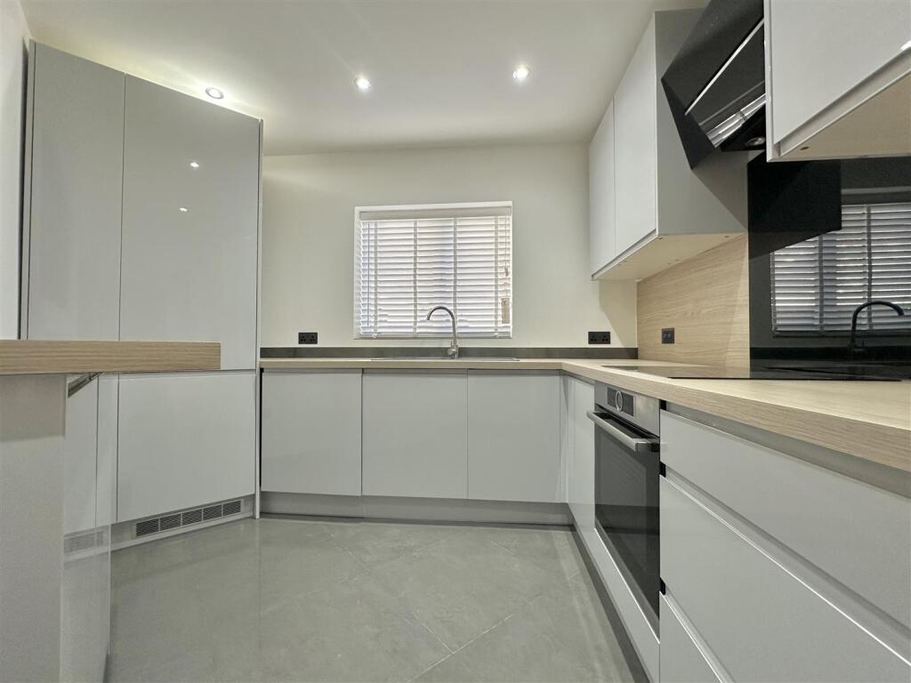 Main image of property: Upton Close, Castle Donington, Derby