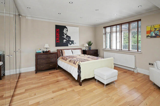 4 Beech Hill, Barnet, EN4 0JP