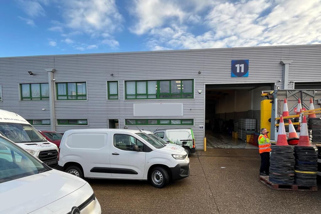 Main image of property: Napsbury Lane, North Orbital Commercial Park, St. Albans, Hertfordshire, AL1