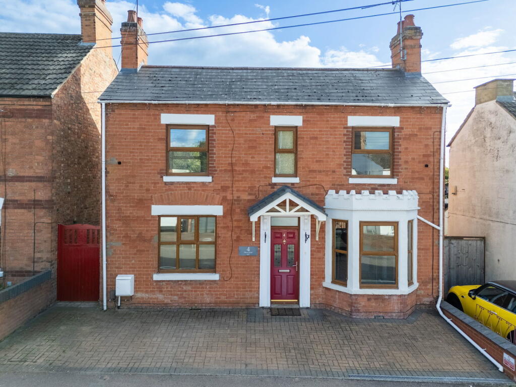 Main image of property: Obelisk Road, Finedon, NN9 5DW