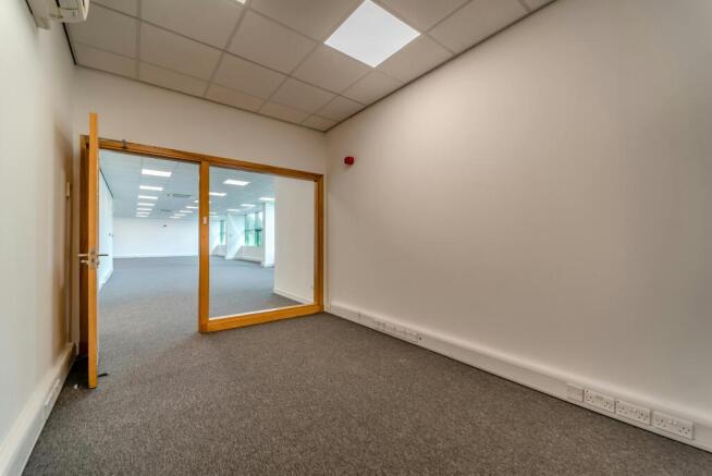 8693993-interior31-800.jpg