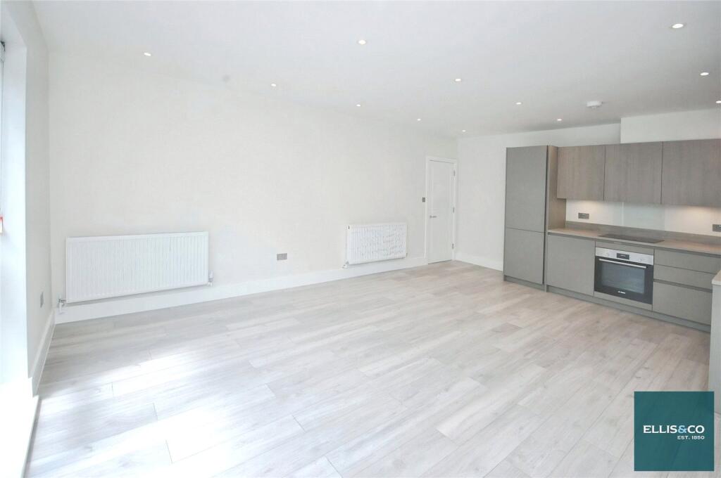 Main image of property: Woodside Park Road, Woodside Park, London, N12