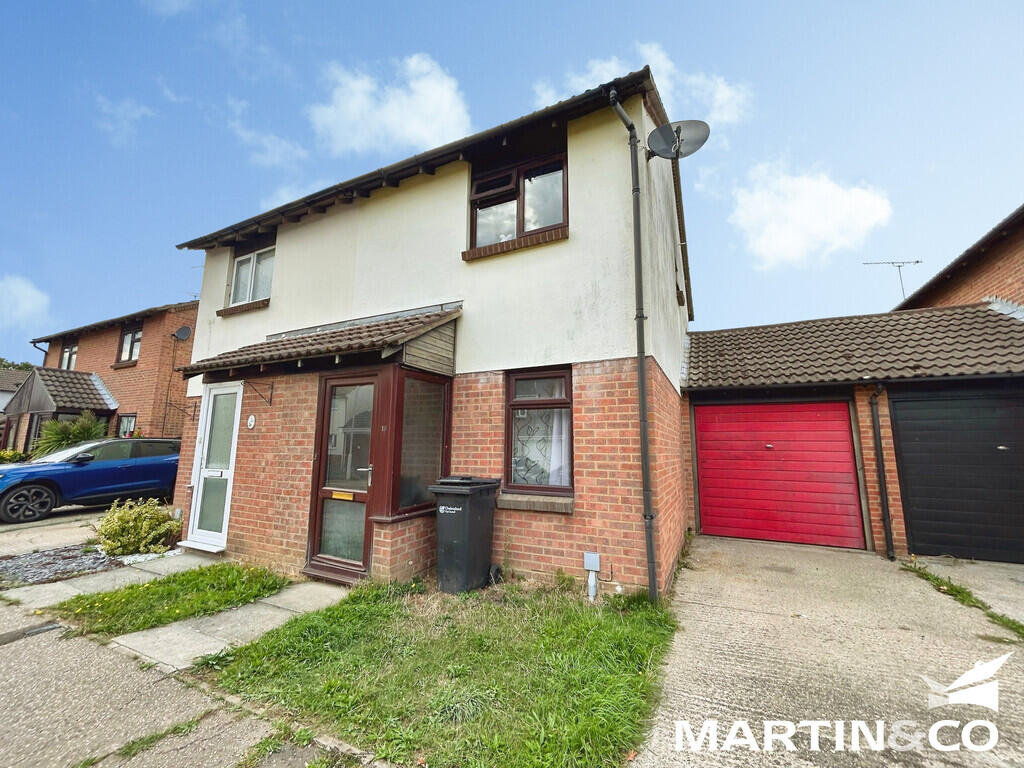 Main image of property: Bonington Chase, Chelmsford