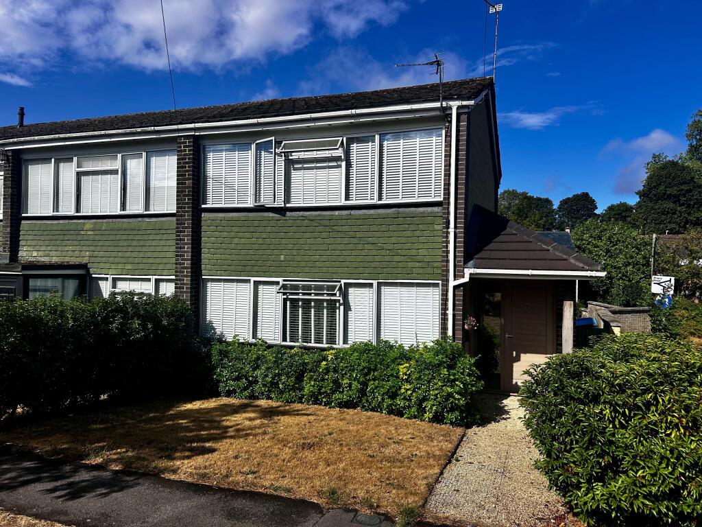 Main image of property: Orchard Park Close, Hungerford, West Berkshire