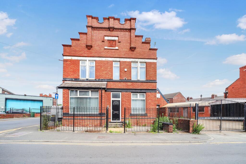 Main image of property: Wargrave Road, Newton-Le-Willows, WA12